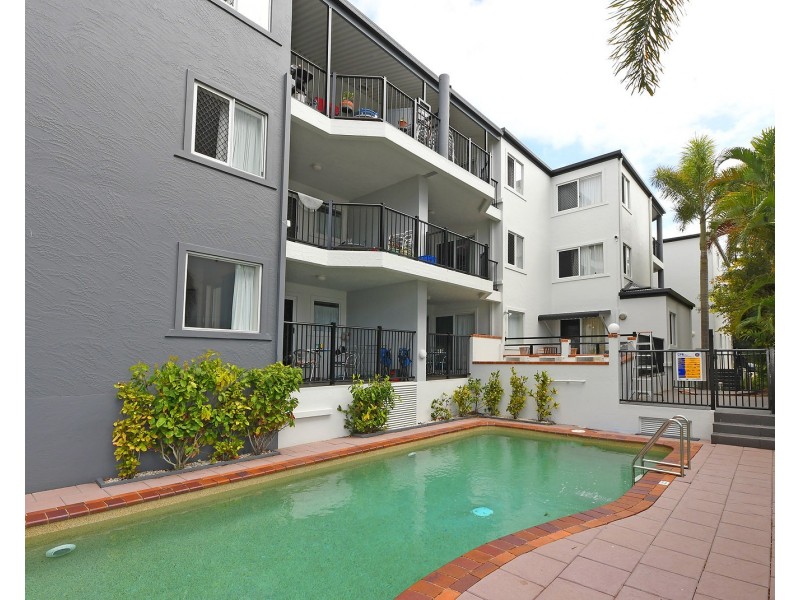 11/396 Charlton Esplanade, Torquay QLD 4655