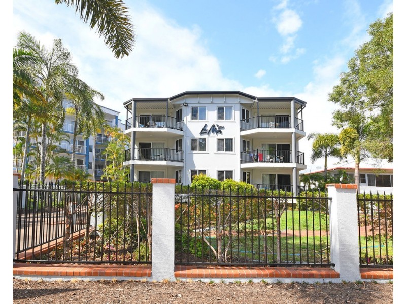 11/396 Charlton Esplanade, Torquay QLD 4655
