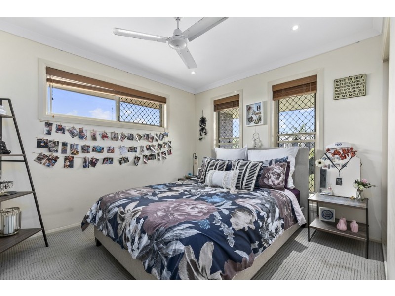 11 Bay Park Road, Wondunna QLD 4655