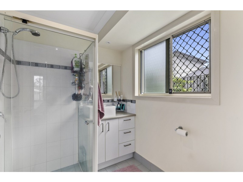 11 Bay Park Road, Wondunna QLD 4655