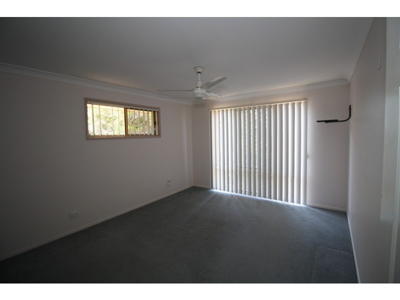 22 Cove Boulevard, River Heads QLD 4655