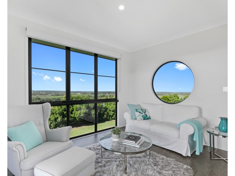 17-21 Tortworth Court, Dundowran QLD 4655