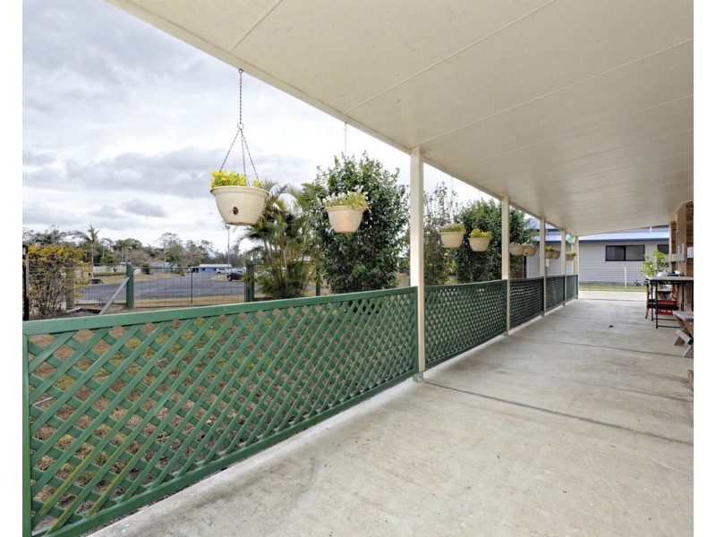 10 Irene Ratcliffe Court, Buxton QLD 4660