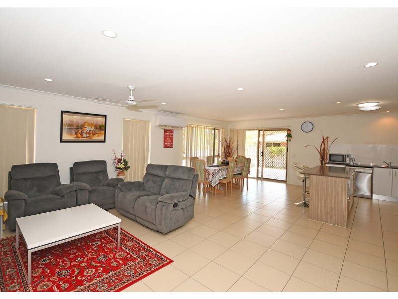 2 Wentworth Avenue, Urraween QLD 4655