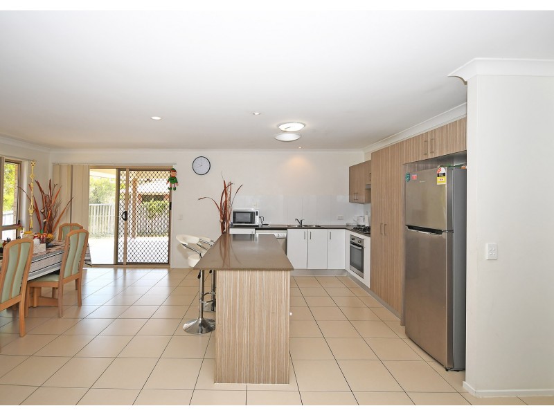 2 Wentworth Avenue, Urraween QLD 4655
