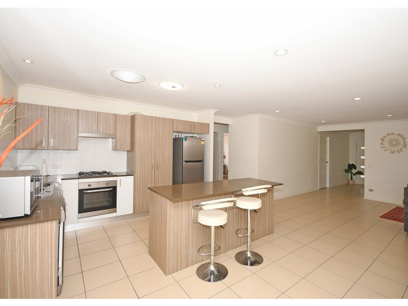 2 Wentworth Avenue, Urraween QLD 4655