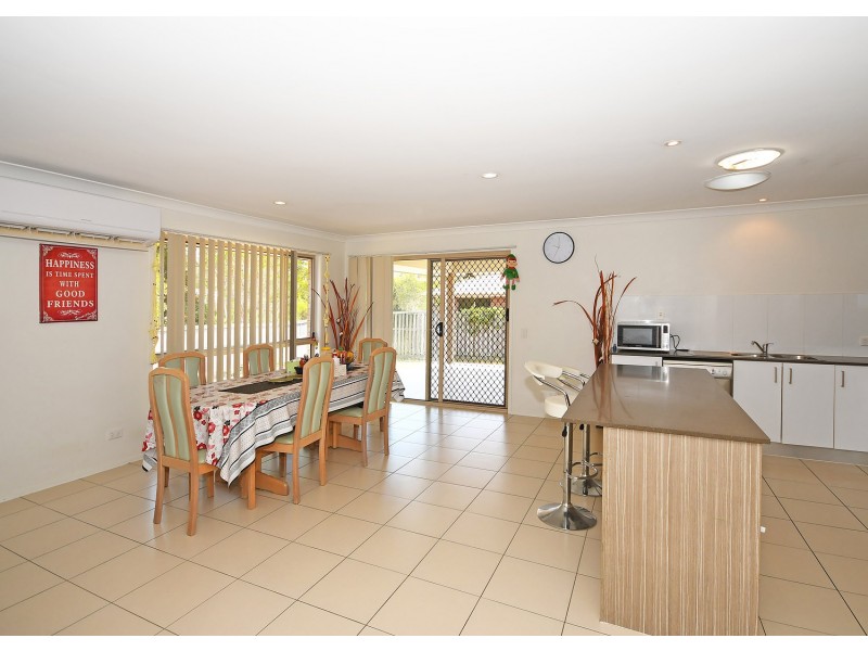2 Wentworth Avenue, Urraween QLD 4655