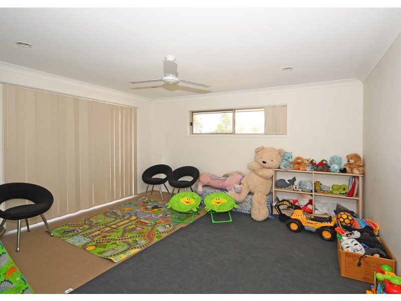 2 Wentworth Avenue, Urraween QLD 4655