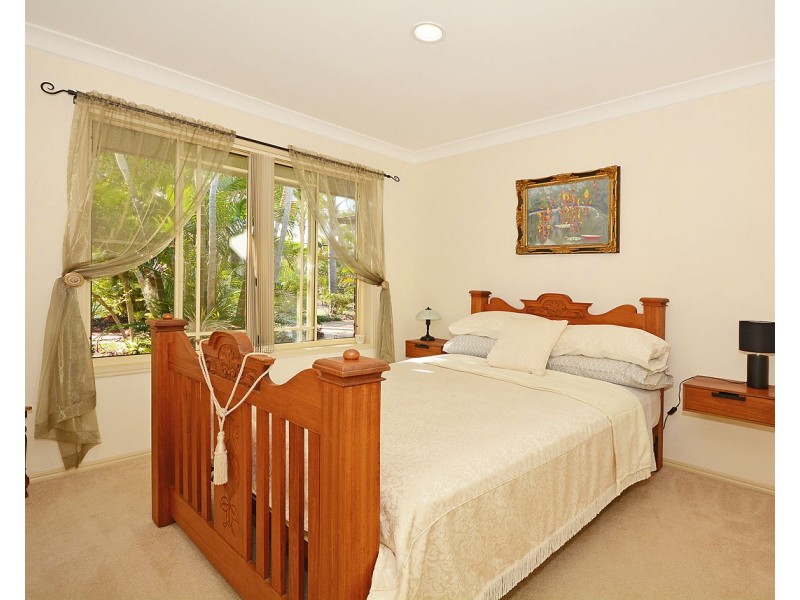 5-7 Arkarra Court, Dundowran Beach QLD 4655