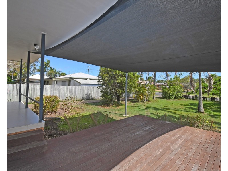 71 Urangan Street, Torquay QLD 4655