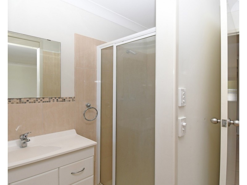 71 Urangan Street, Torquay QLD 4655