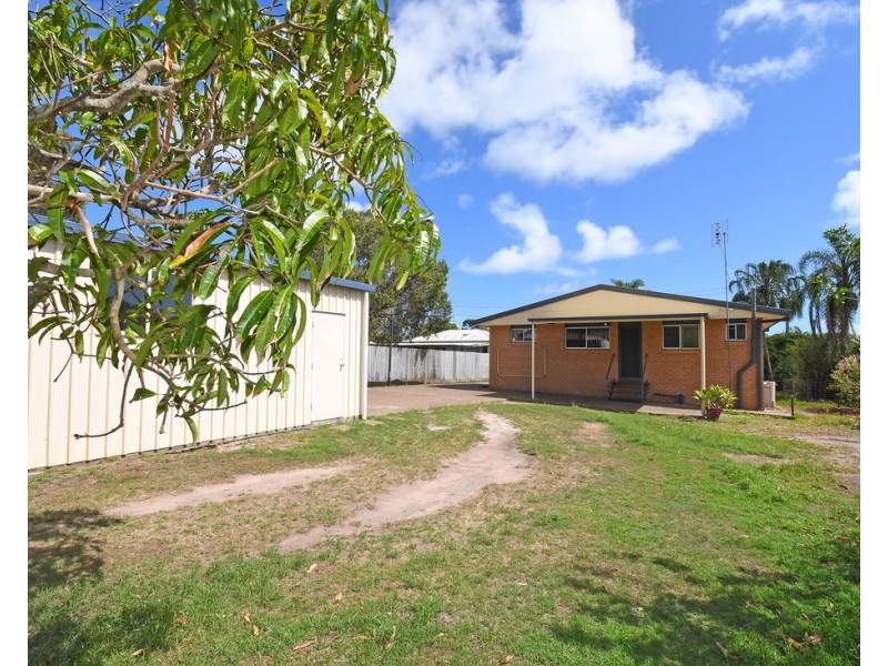 71 Urangan Street, Torquay QLD 4655