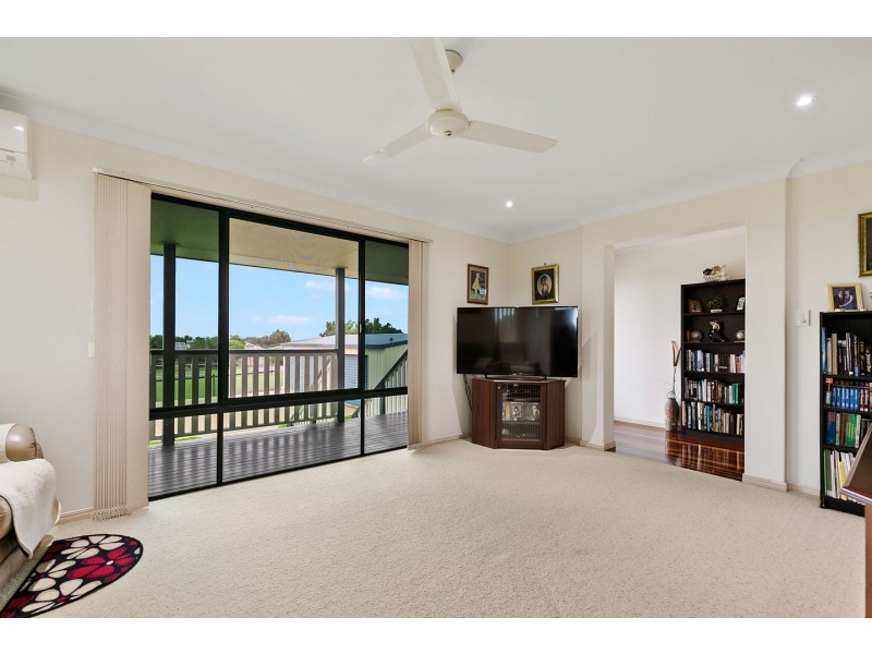 49 Carls Road, Dundowran QLD 4655