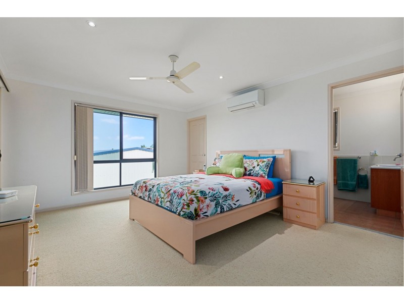 49 Carls Road, Dundowran QLD 4655