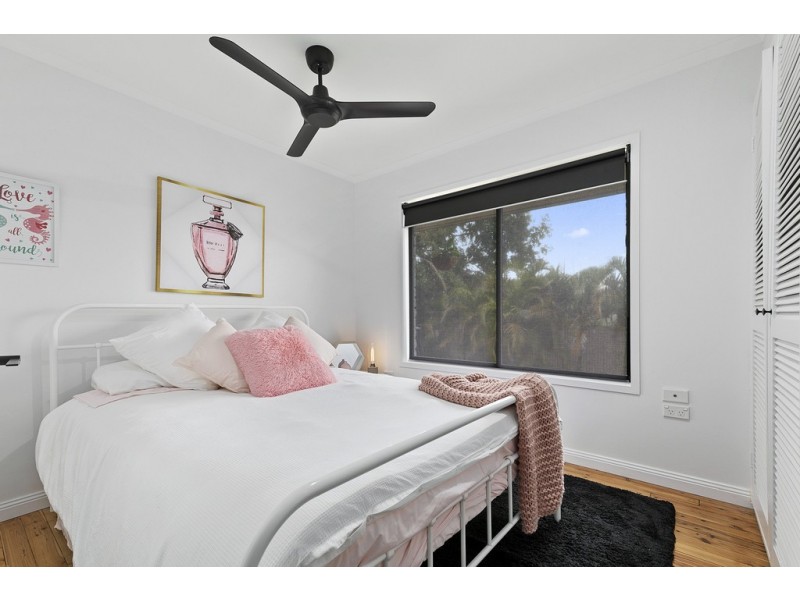 23 Holiday Parade, Scarness QLD 4655