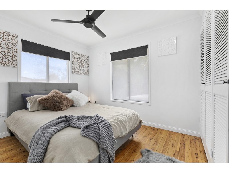 23 Holiday Parade, Scarness QLD 4655