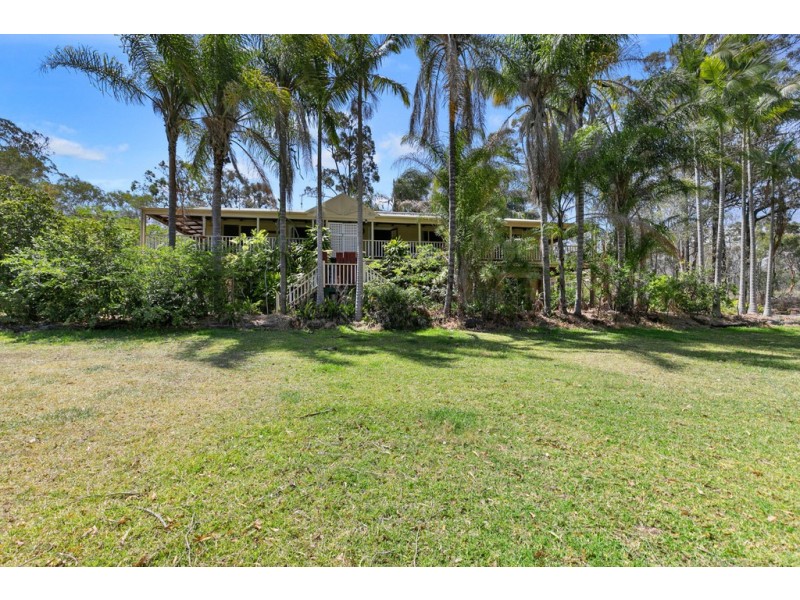 6 Raintree Avenue, Burrum Heads QLD 4659