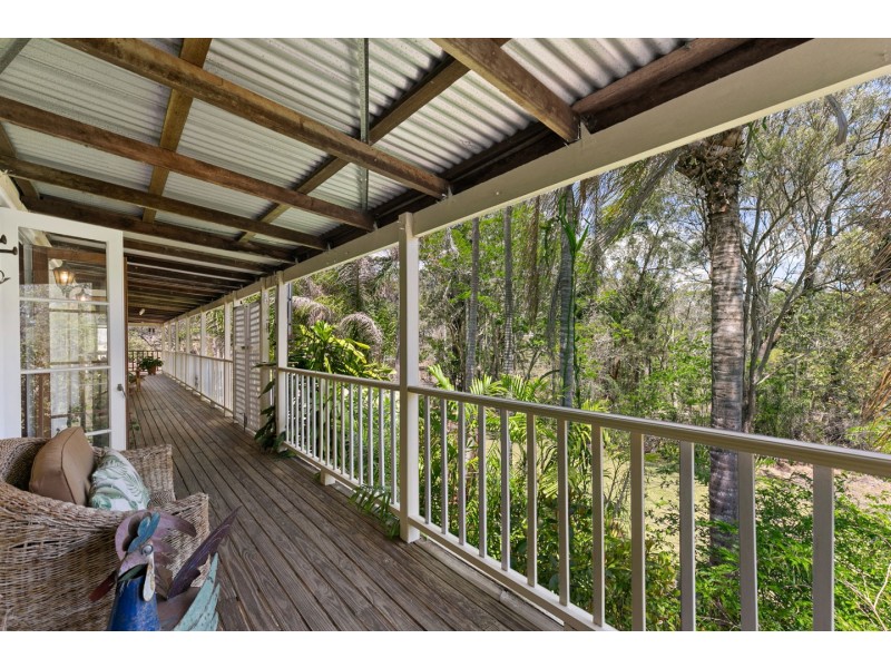 6 Raintree Avenue, Burrum Heads QLD 4659