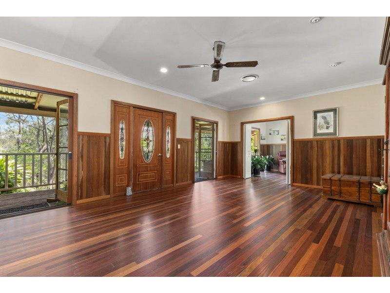 6 Raintree Avenue, Burrum Heads QLD 4659