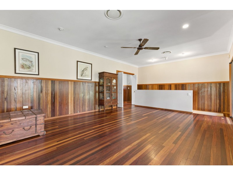 6 Raintree Avenue, Burrum Heads QLD 4659