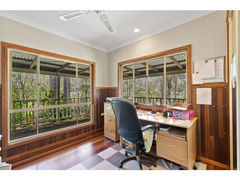 6 Raintree Avenue, Burrum Heads QLD 4659