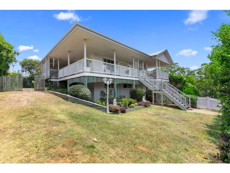 12 Faye Avenue, Scarness QLD 4655