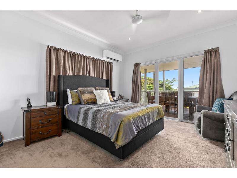 12 Faye Avenue, Scarness QLD 4655