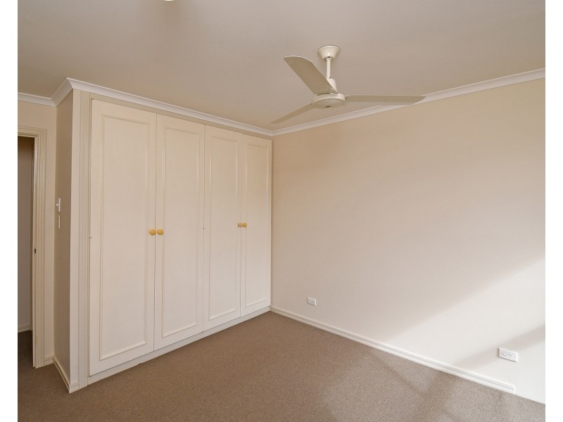 4/42-44 Pulgul St, Urangan QLD 4655