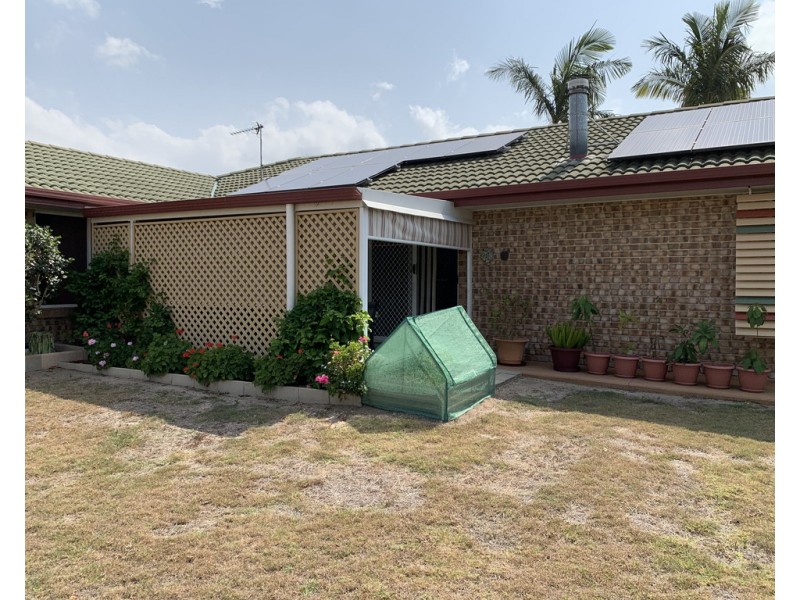 4 Benson Close, Urraween QLD 4655
