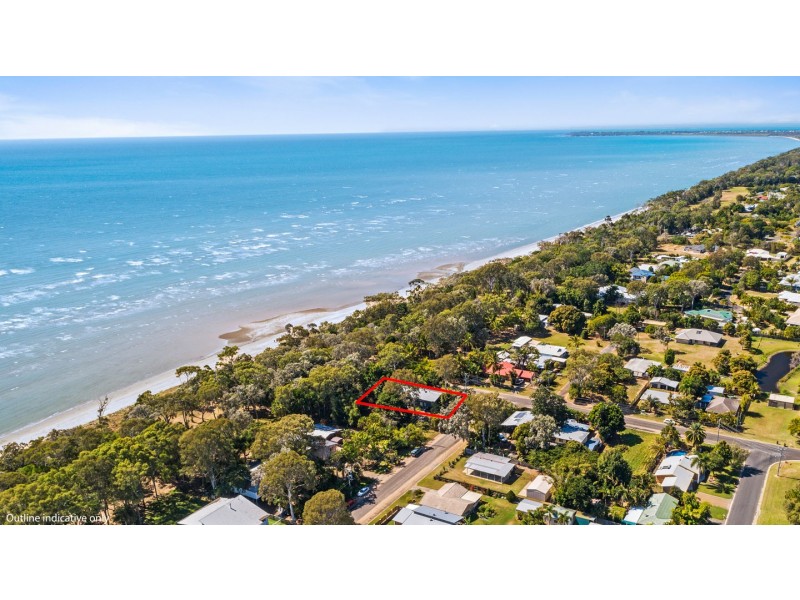 1 Pacific Promenade, Craignish QLD 4655