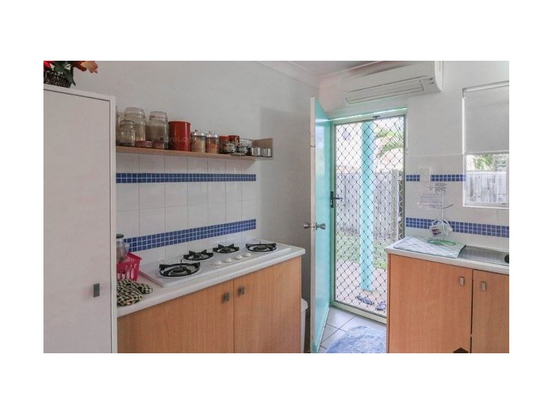 9/13-15 Ann Street, Torquay QLD 4655