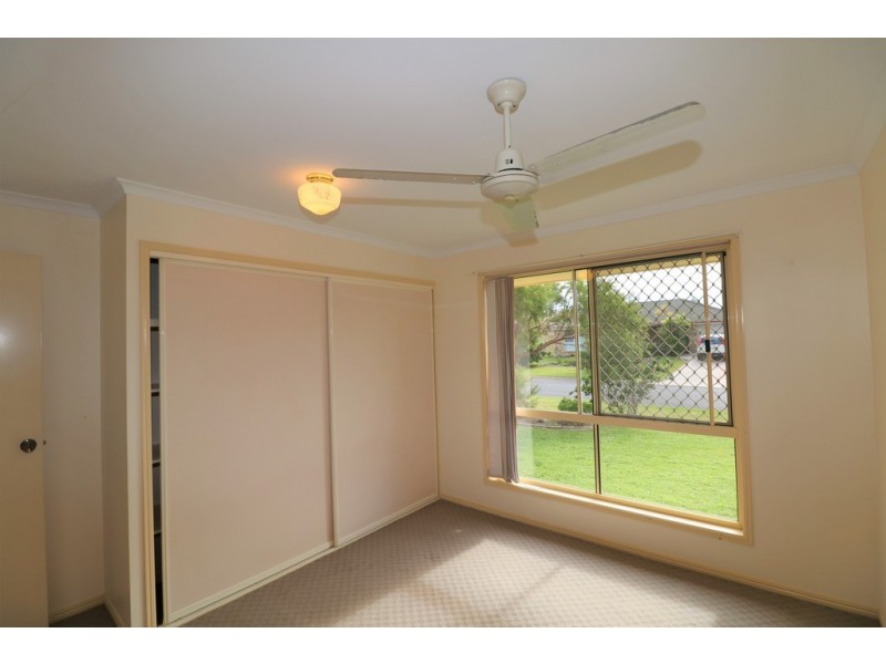 7 Satinay Street, Urangan QLD 4655