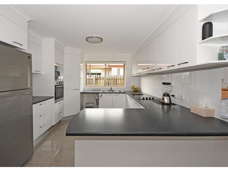 27 Tranquil Drive, Wondunna QLD 4655