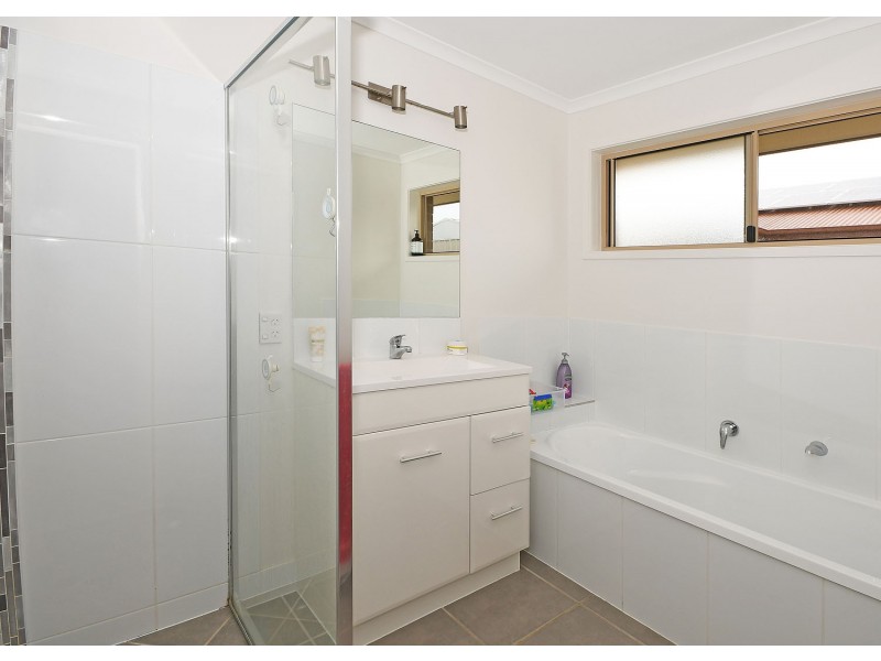 27 Tranquil Drive, Wondunna QLD 4655