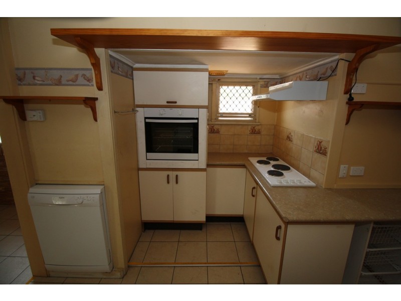 179 Cypress Street, Urangan QLD 4655