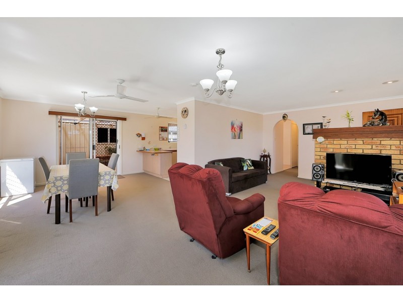 46 Wattle Street, Point Vernon QLD 4655