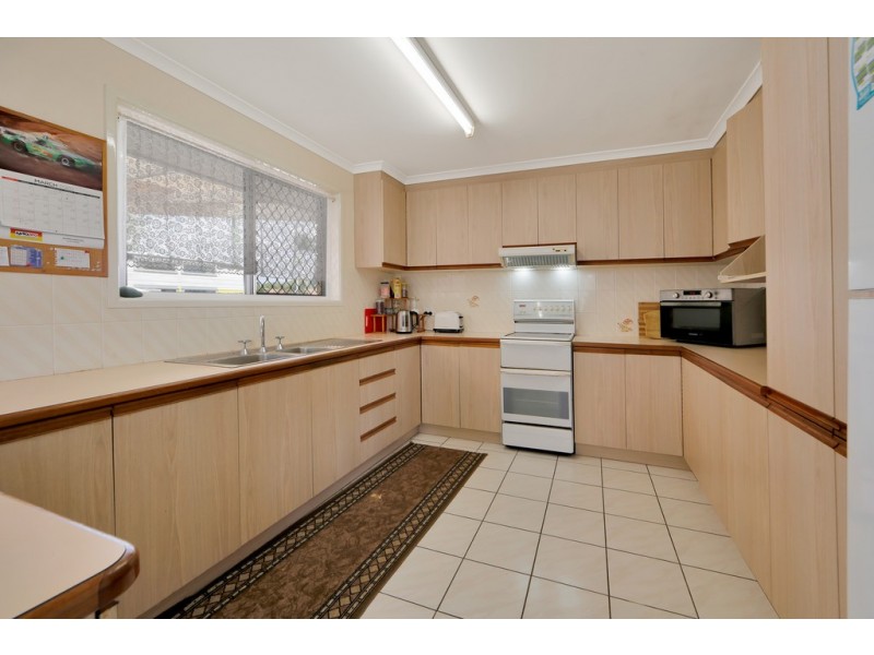 46 Wattle Street, Point Vernon QLD 4655