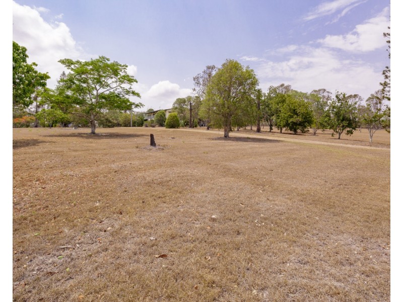 34 Cooks Road, Urraween QLD 4655