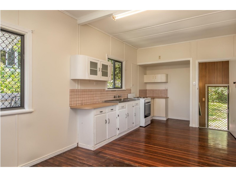 137 Torquay Road, Scarness QLD 4655