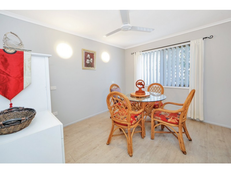 365 Boat Harbour Drive, Scarness QLD 4655