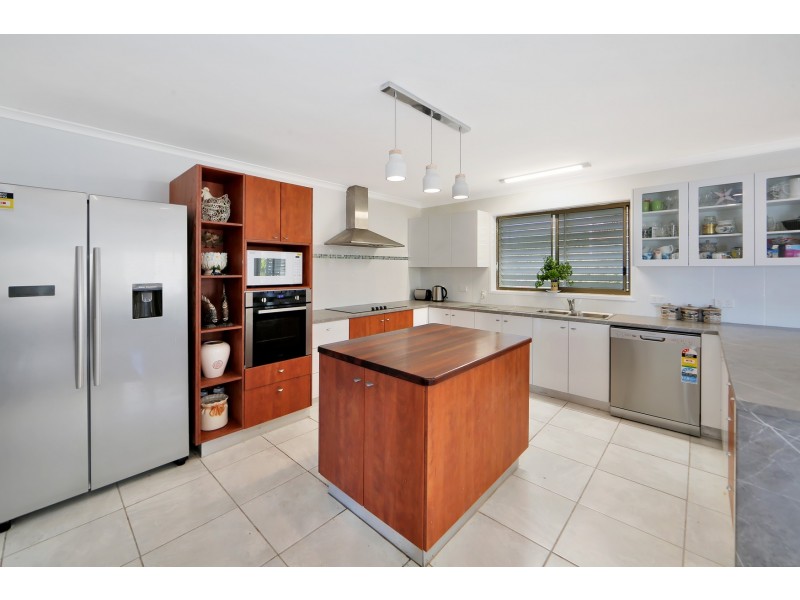 365 Boat Harbour Drive, Scarness QLD 4655