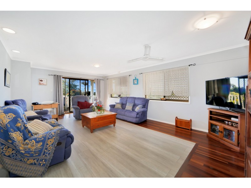 365 Boat Harbour Drive, Scarness QLD 4655