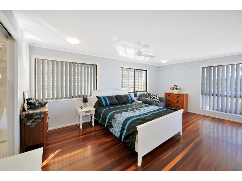 365 Boat Harbour Drive, Scarness QLD 4655