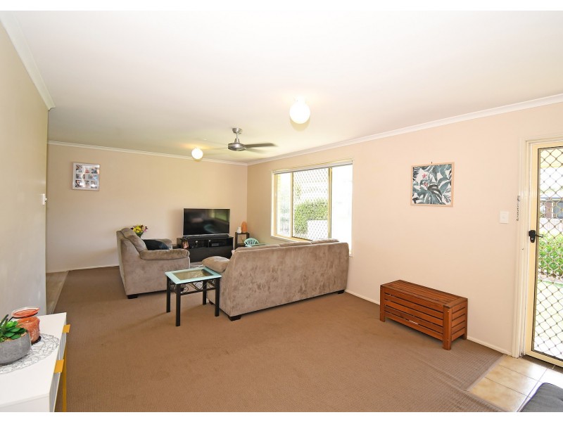 125 Hammond Street, Urangan QLD 4655
