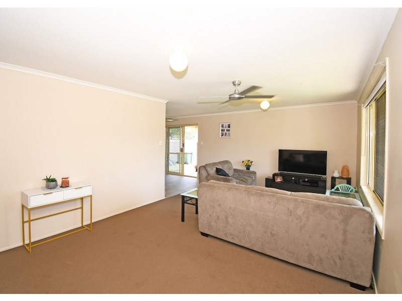 125 Hammond Street, Urangan QLD 4655