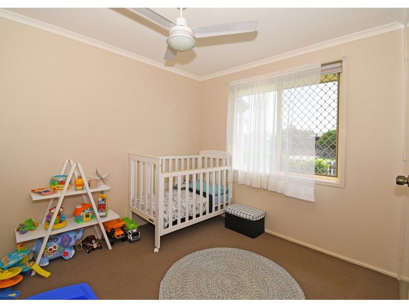 125 Hammond Street, Urangan QLD 4655