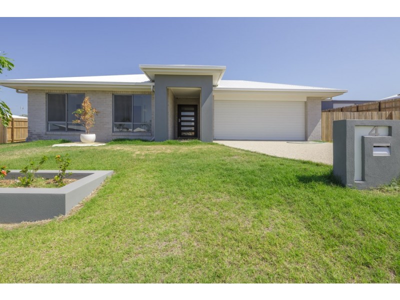 4 Rose Court, Nikenbah QLD 4655