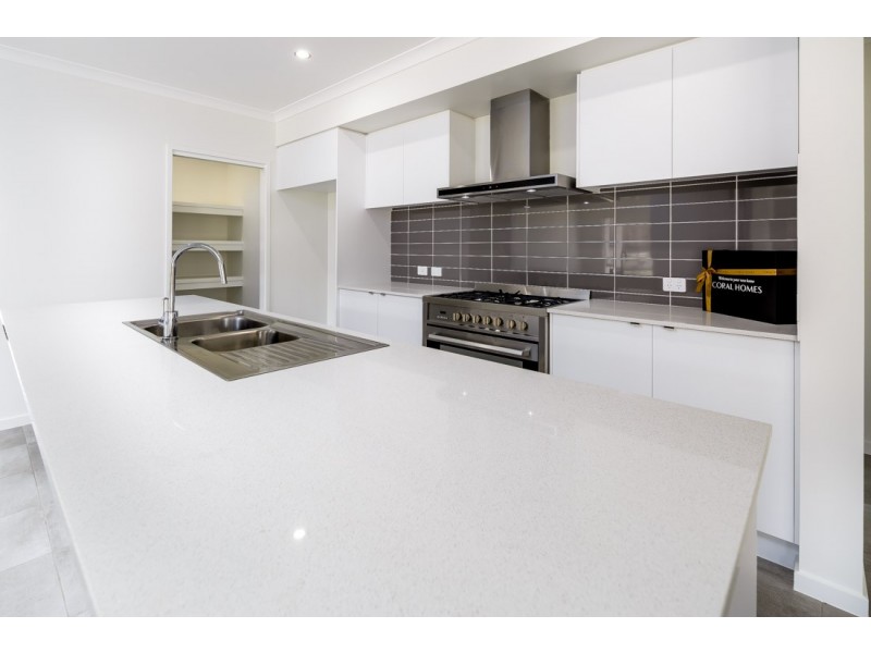 4 Rose Court, Nikenbah QLD 4655
