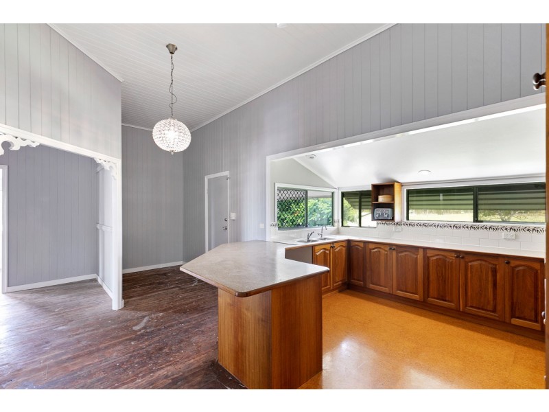 408 Lower Mountain Road, Dundowran QLD 4655