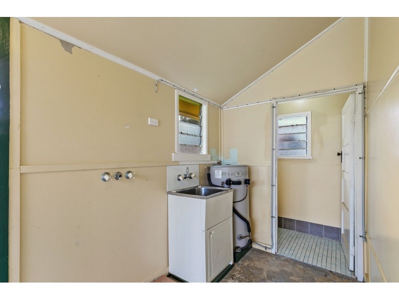 15 Branch Street, Torbanlea QLD 4662